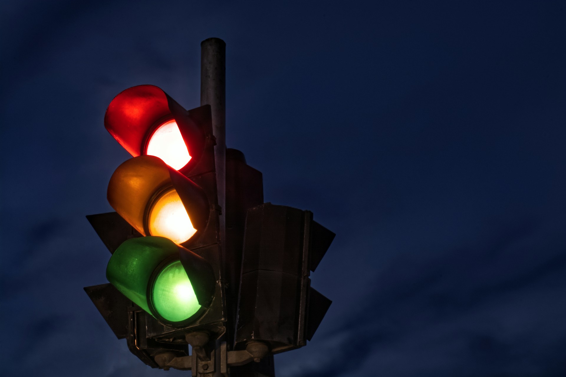 permis invalidé, automobiliste permis perdu, solde zéro points, retrait total de permis, stage récupération points 2025, stage code de la route, examen code, examen conduite, permis probatoire 6 points, repasser permis voiture, nouveau permis, suspension administrative, interdiction de conduire, autorisation provisoire, assurance sans permis, permis étranger validé, recours permis, contestation amende, recours gracieux, tribunal de police, requête en exonération, annulation contravention, Télépoints solde, code route mis à jour,